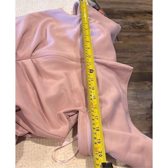 XSCAPE Woman’s Gown - Picture 11 of 14